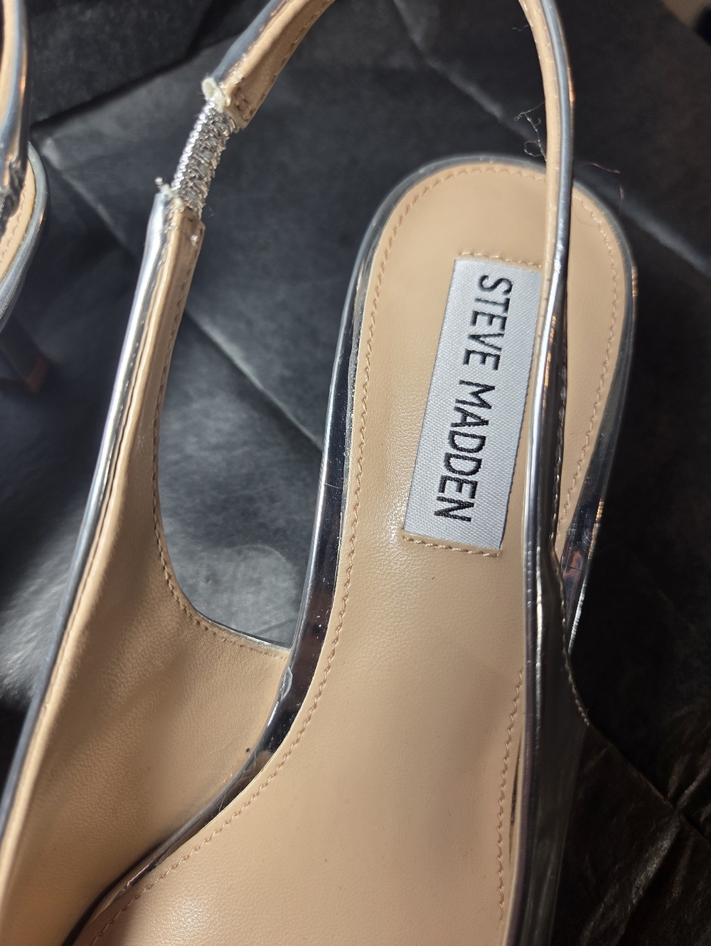 Steve Madden Silver Pointed Slingback Pumps - Picture 2 of 6